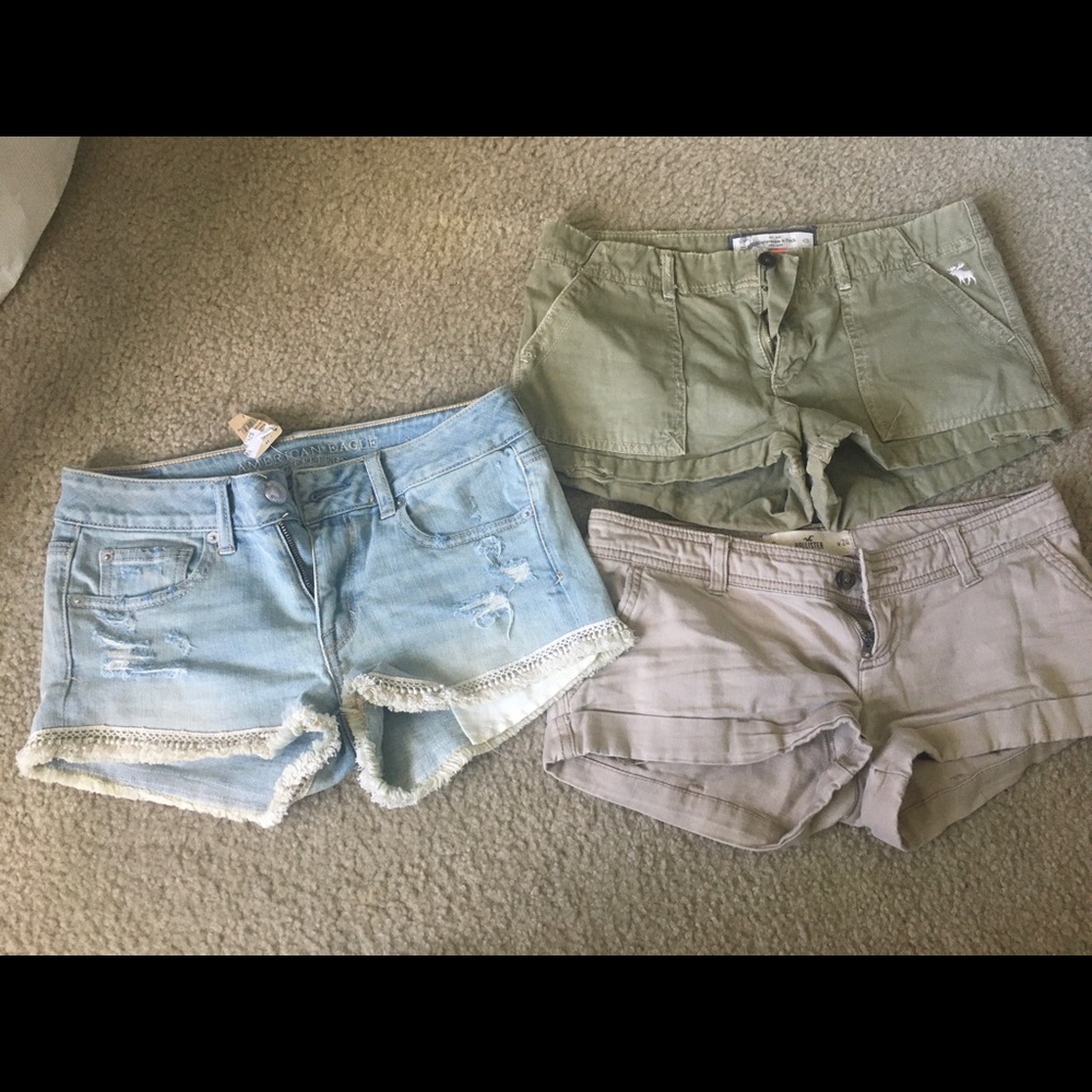 3 pairs of junior shorts